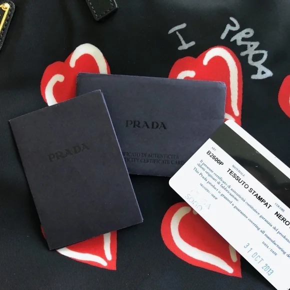 Prada Heart Print Tessuto Stampato Nylon Tote - Picture 7 of 8